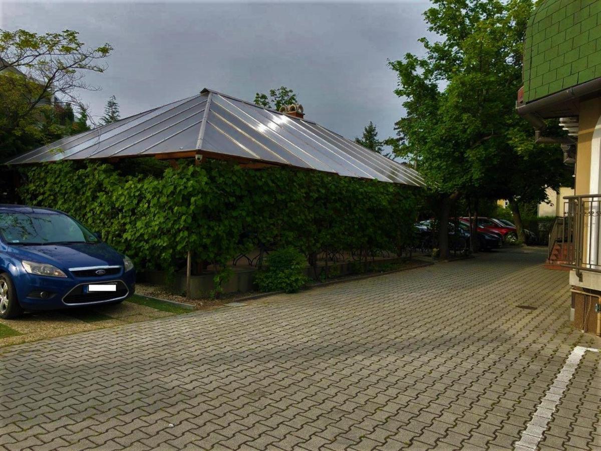 Zoeldteto Panzio Bed & Breakfast Balatonfüred Екстериор снимка
