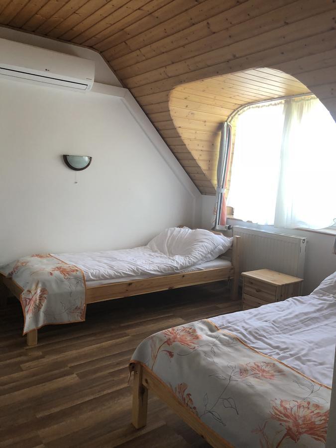 Zoeldteto Panzio Bed & Breakfast Balatonfüred Екстериор снимка
